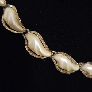 Vintage Karu Arke faux pearl choker necklace